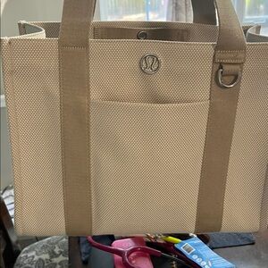 lululemon athletica beige cream tote